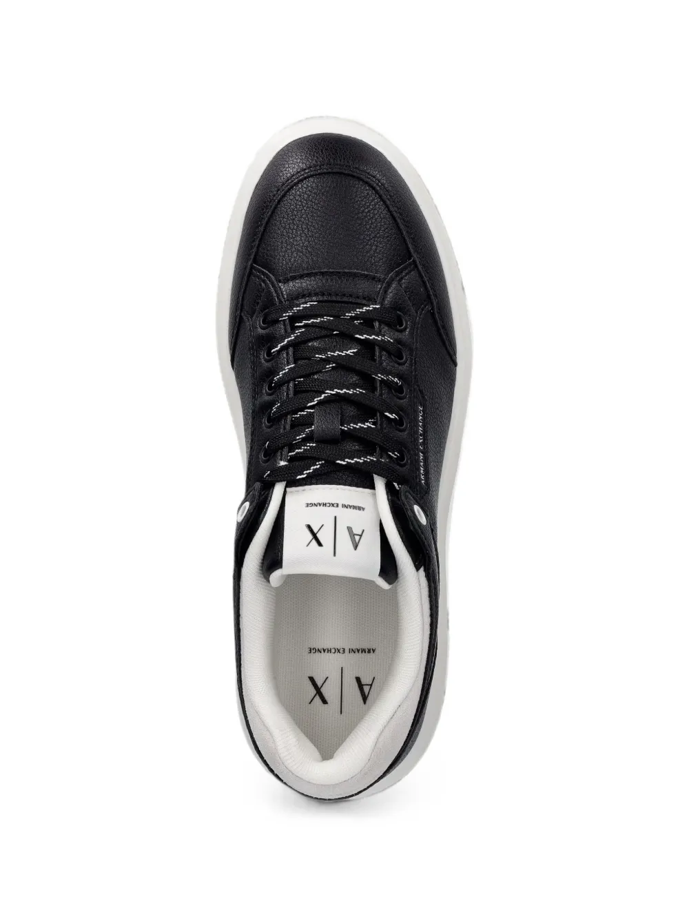 Armani Exchange logo-patch pebbled sneakers Zwart