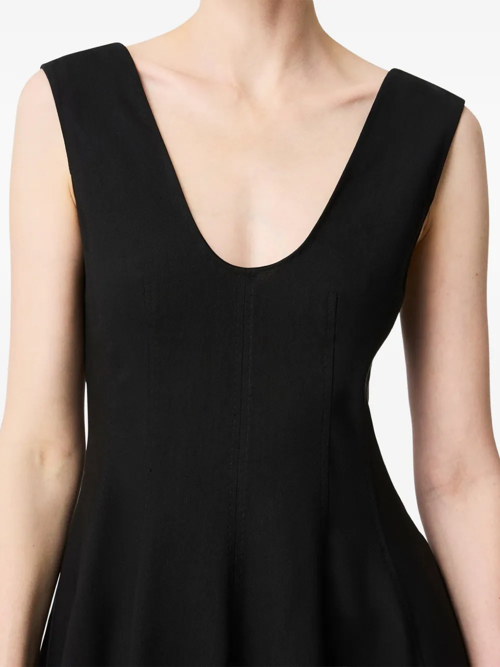 Another Tomorrow Mouwloze midi-jurk met naden Zwart