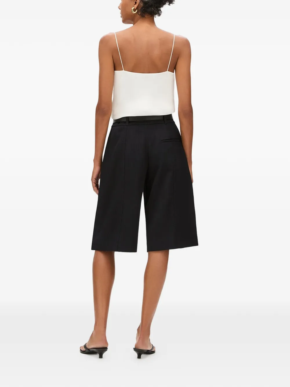 Another Tomorrow Ruimvallende bermuda shorts Zwart