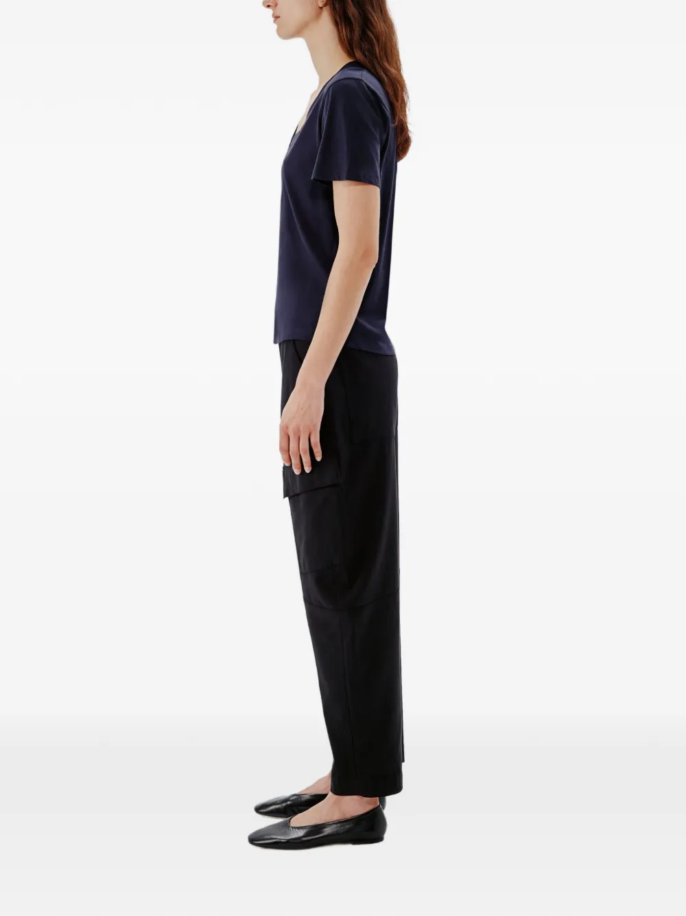 Another Tomorrow T-shirt met V-hals Blauw