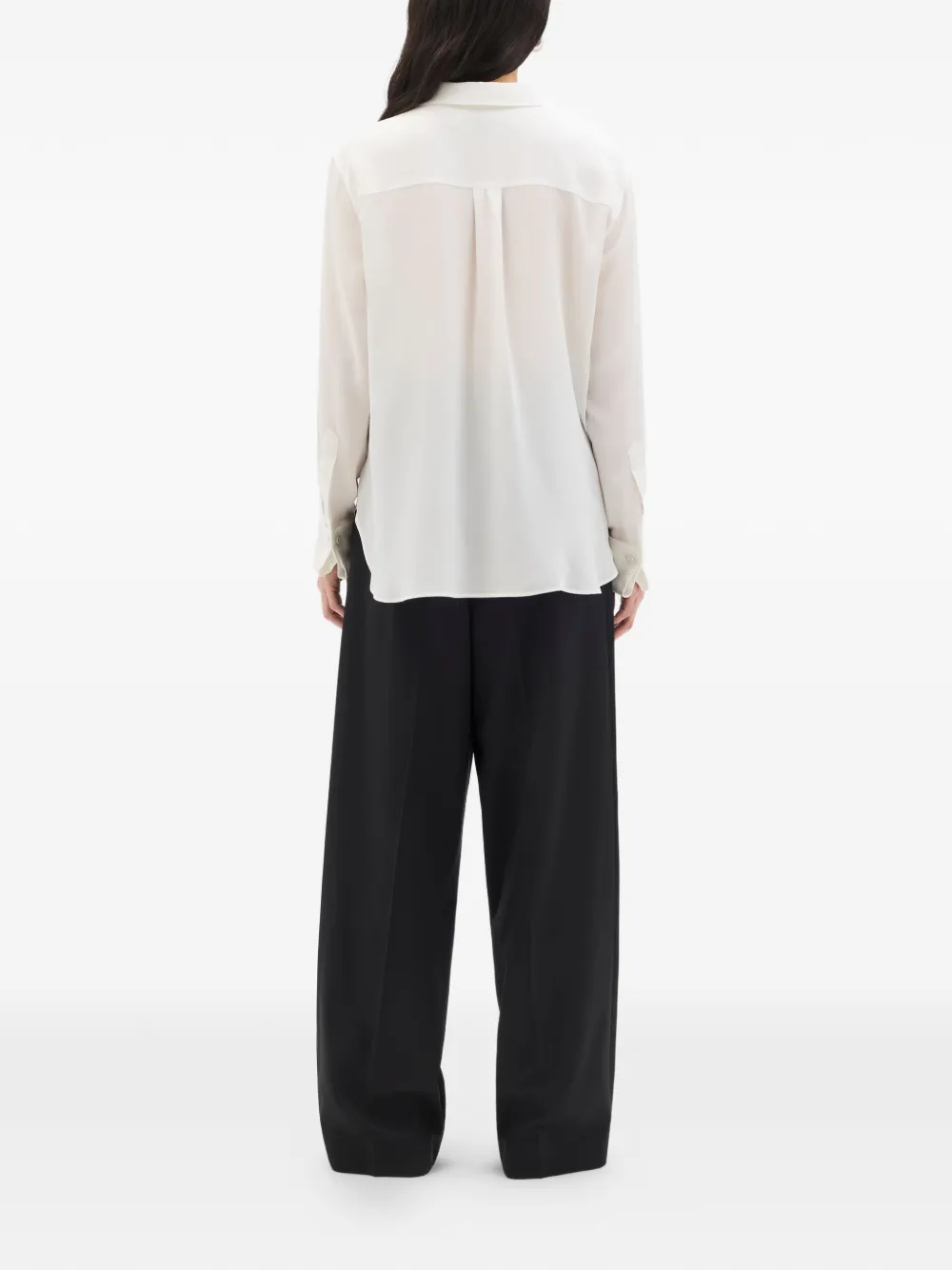 Another Tomorrow Zijden blouse met franje cuffs Wit