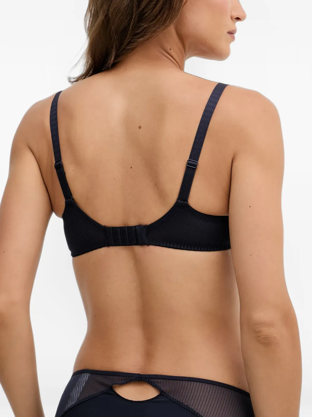Chantelle Legend embroidered mesh-panel bra Zwart