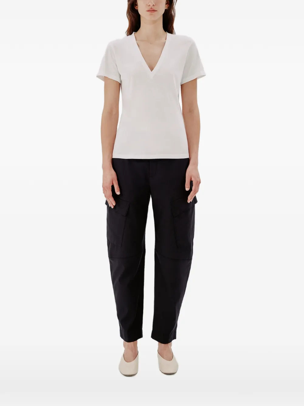 Another Tomorrow T-shirt met V-hals Wit