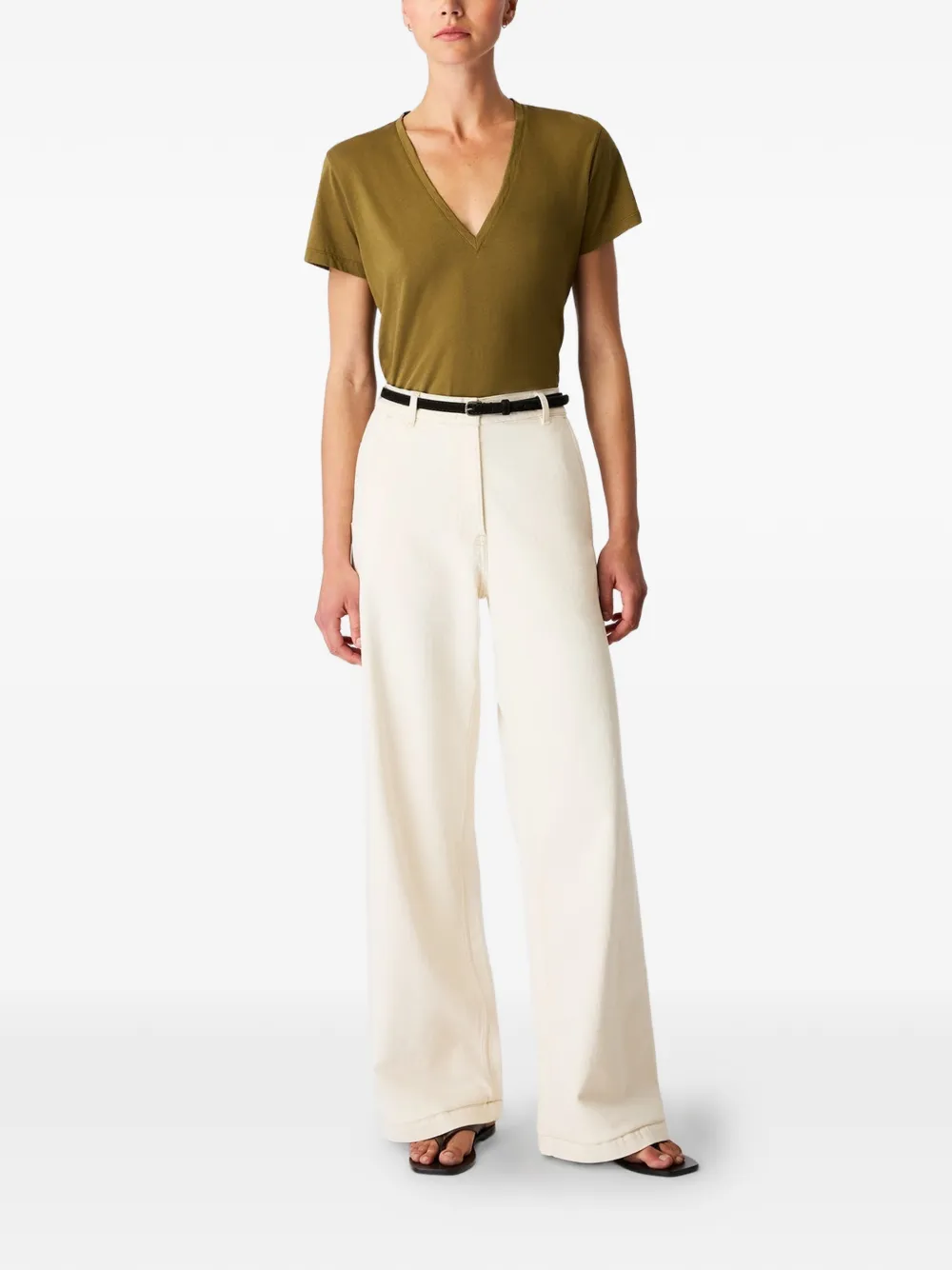 Another Tomorrow T-shirt met V-hals Groen