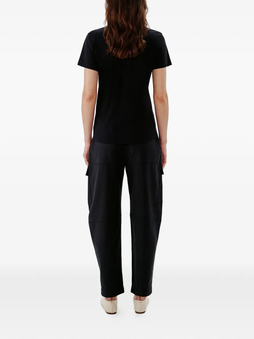 Another Tomorrow T-shirt met V-hals Zwart