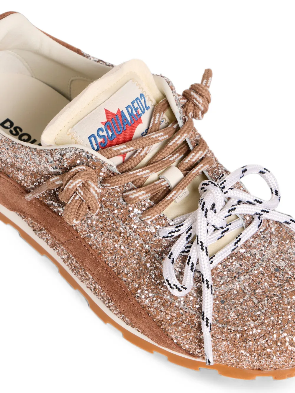DSQUARED2 DC-642 sneakers Bruin
