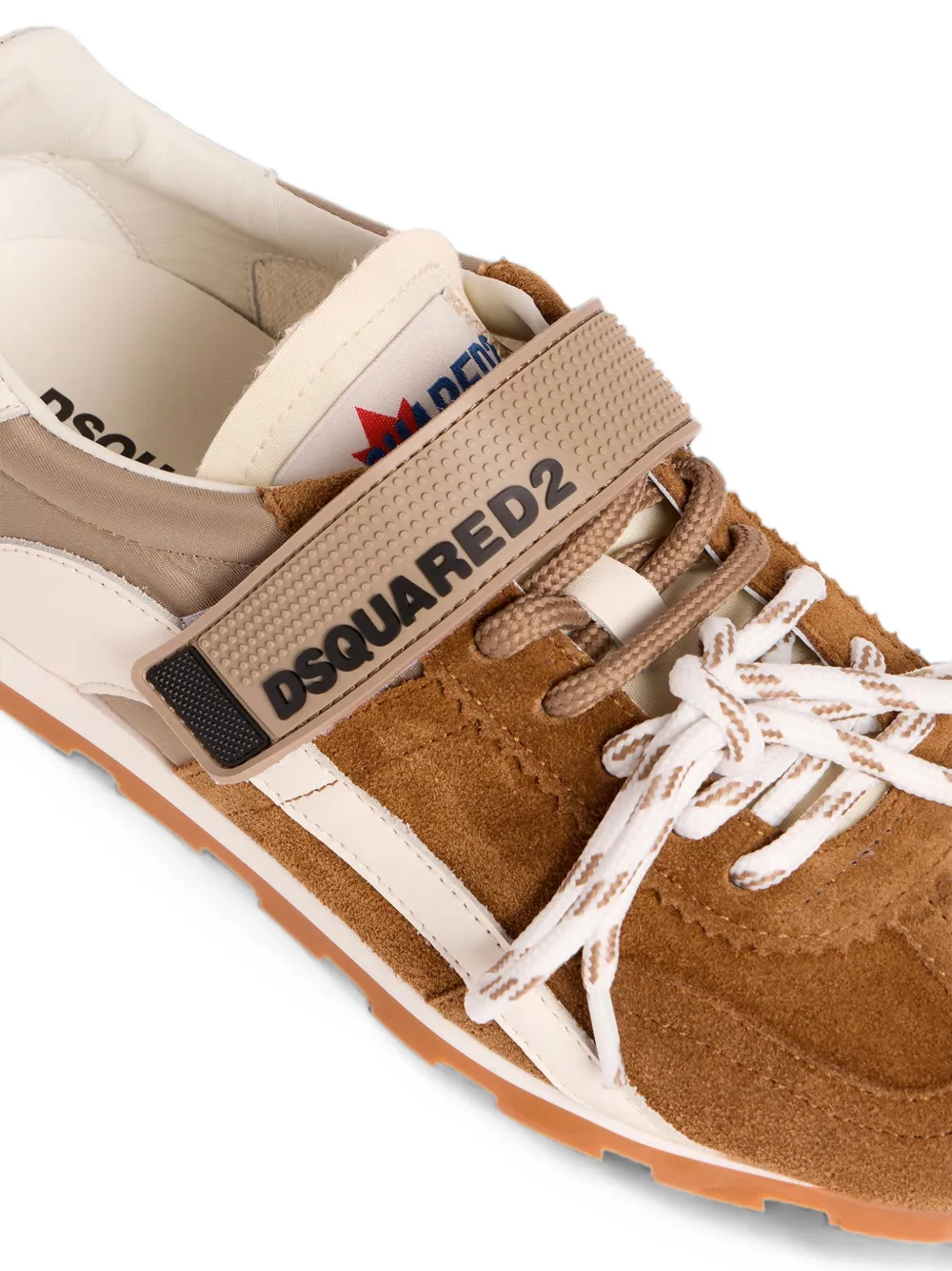 DSQUARED2 DC-642 sneakers Bruin