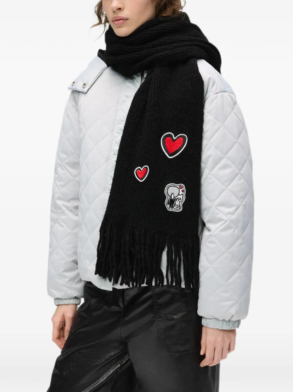 Karl Lagerfeld Ikon sjaal met pluizige patch Zwart