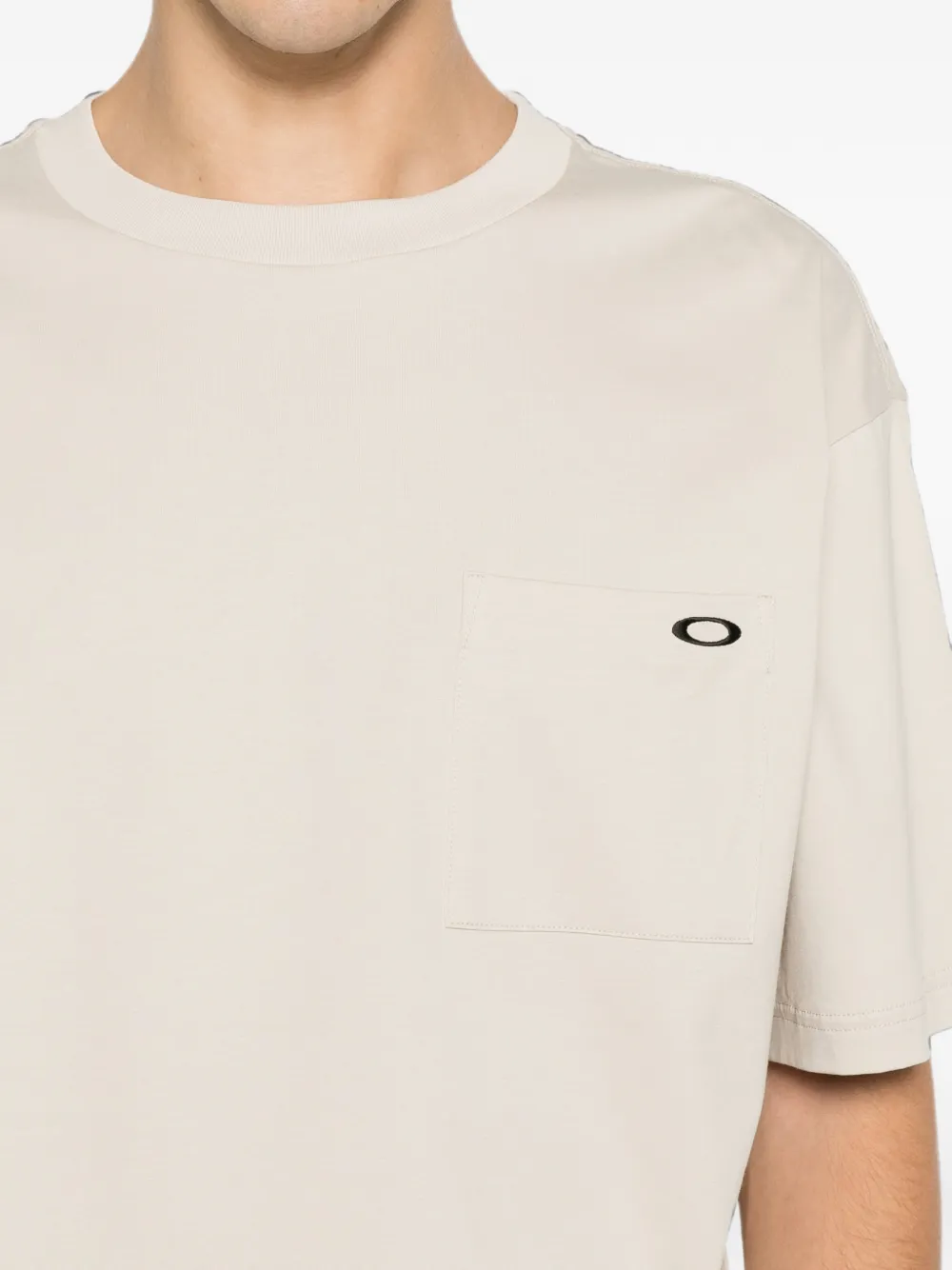 Oakley T-shirt met borstzak Beige