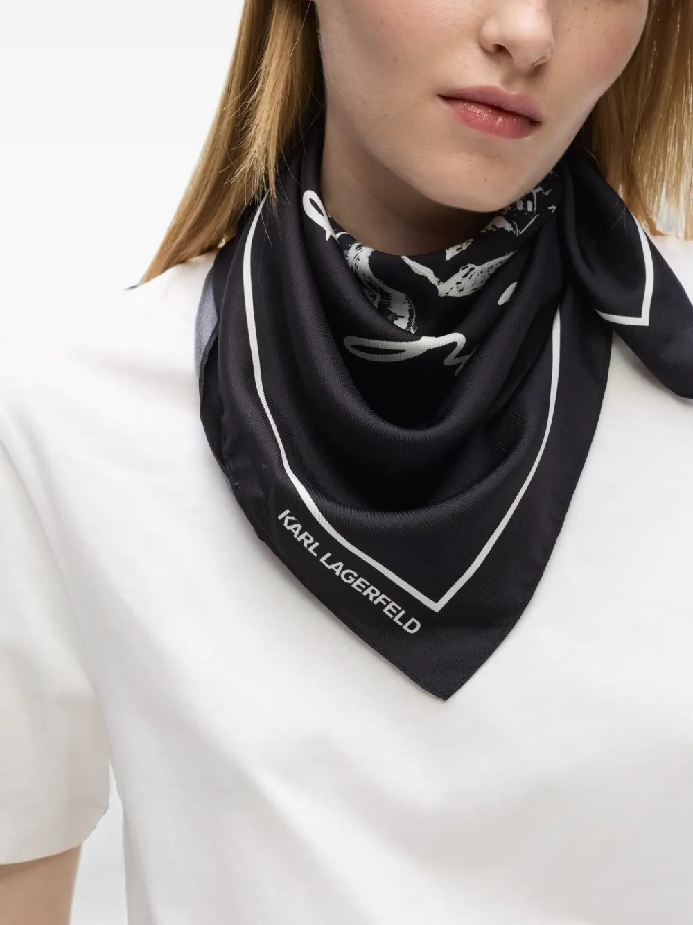 Karl Lagerfeld K Essential Apres Ski sjaal Zwart