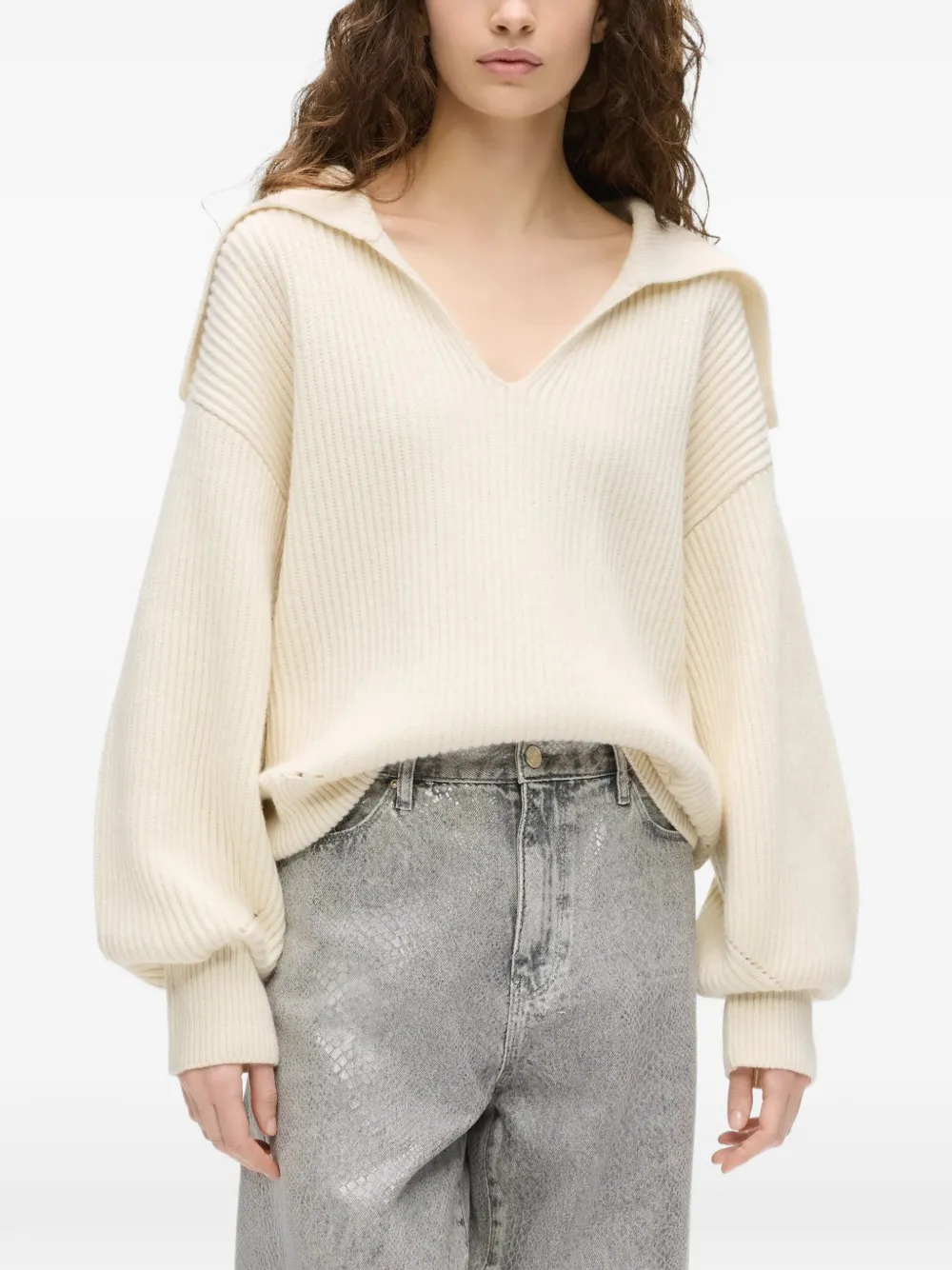 Karl Lagerfeld Trui met wijde kraag en V-hals Beige