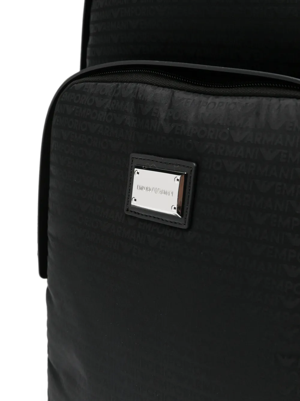 Emporio Armani Rugzak met logoplakkaat en ritssluiting Zwart