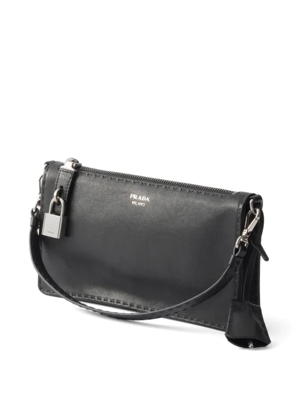 Prada レザークラッチバッグ | ブラック | FARFETCH JP