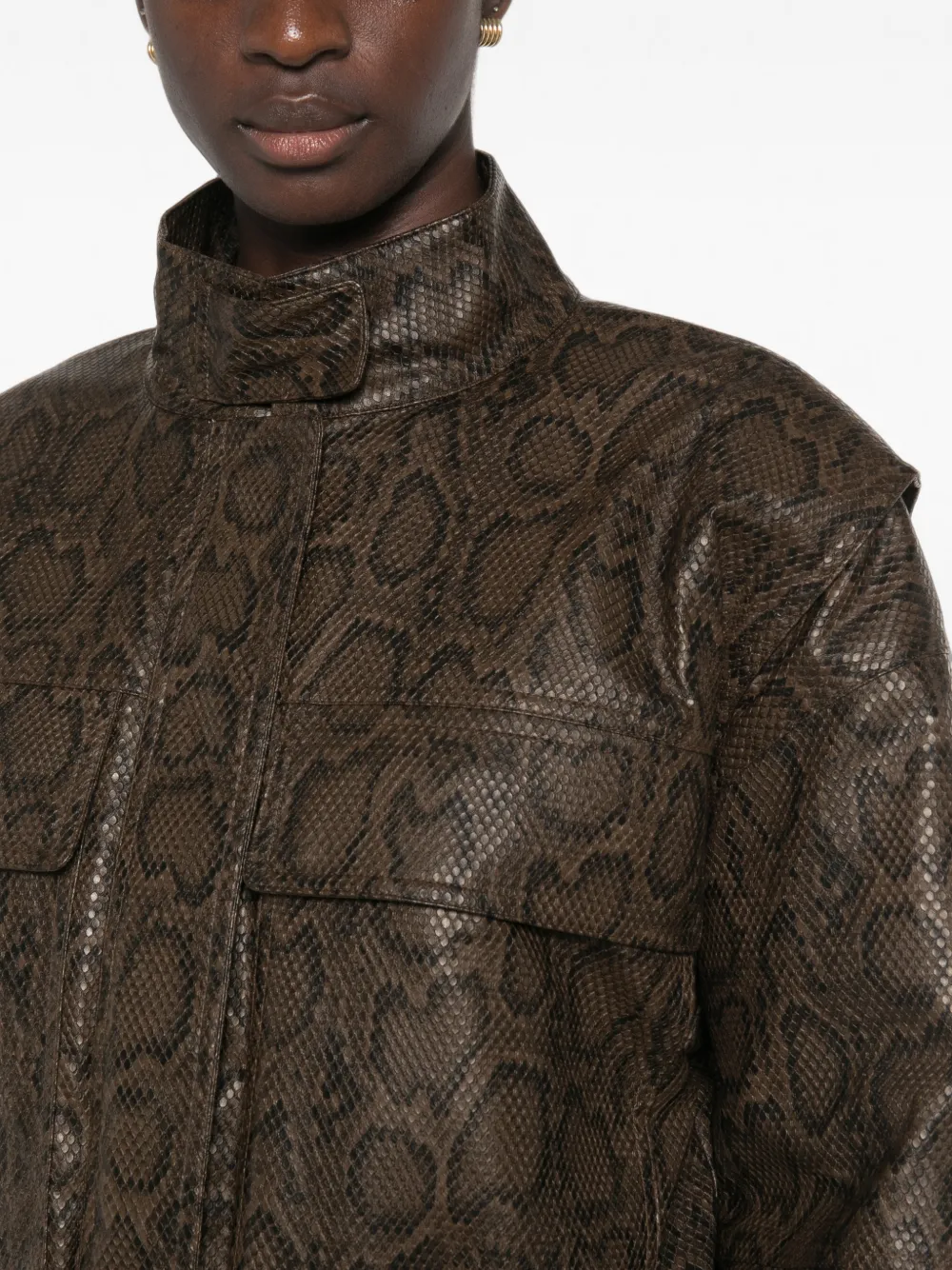 TWINSET Jack met hoge hals en slangen-effect Bruin