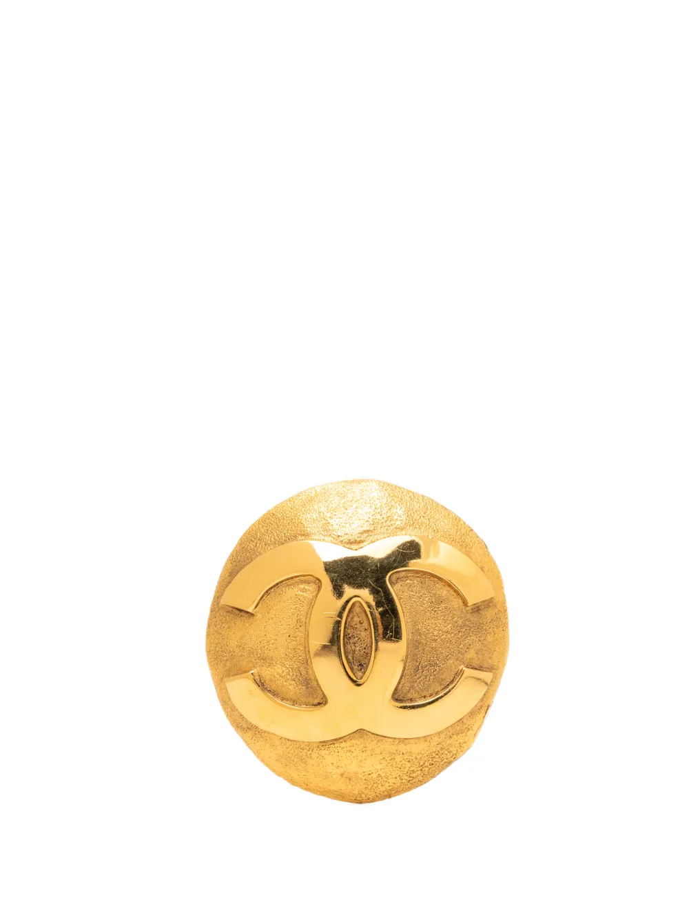 CHANEL Pre-Owned 1980-1990 CC Gold Plated Round Pin Brooch costume brooch - Oro