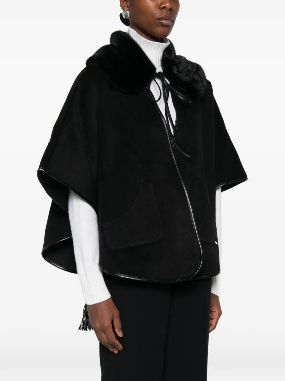 TWINSET faux-fur collar tassel cape Zwart