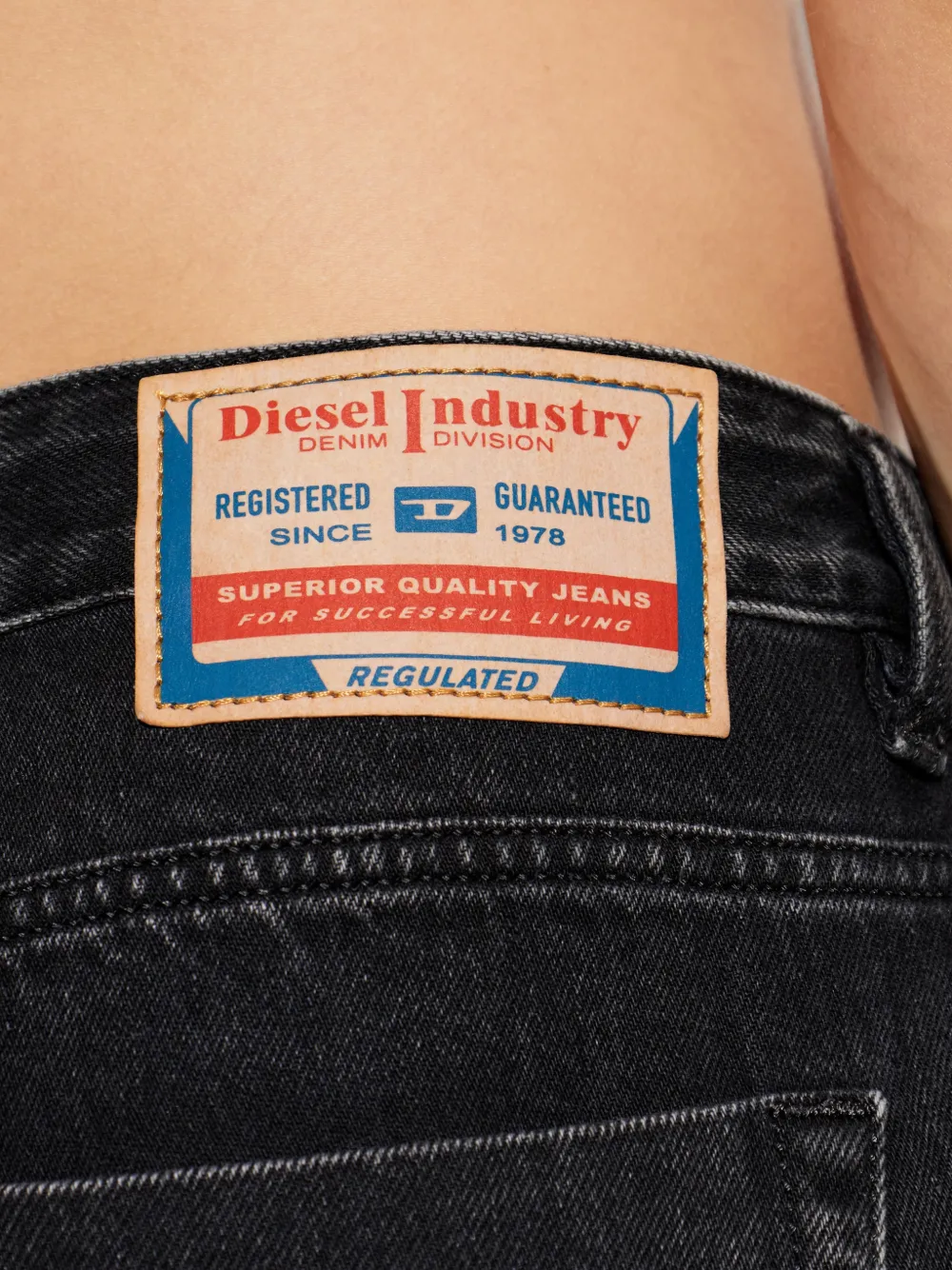 Diesel 1980 D-Eeper straight jeans Zwart