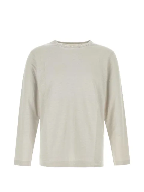 Closed long-sleeve crew-neck T-shirt