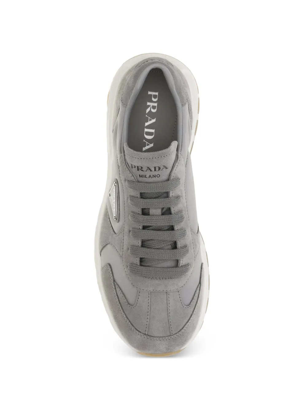 Prada logo-plaque suede-panelled sneakers Grijs