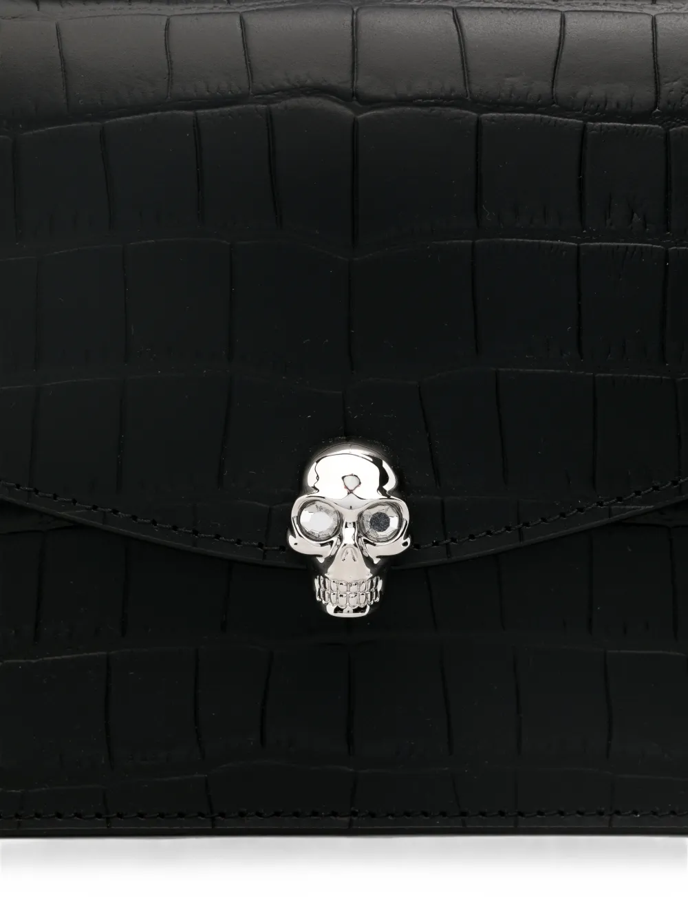 Alexander McQueen Skull leren crossbodytas met krokodillen-reliëf Zwart