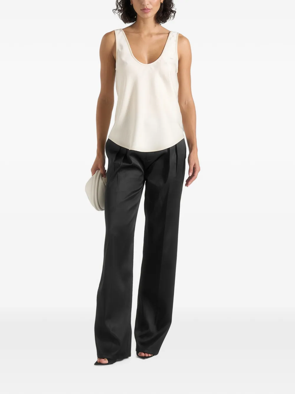 Manière De Voir Sasha satijnen tanktop met open achterkant en diepe ronde hals Beige