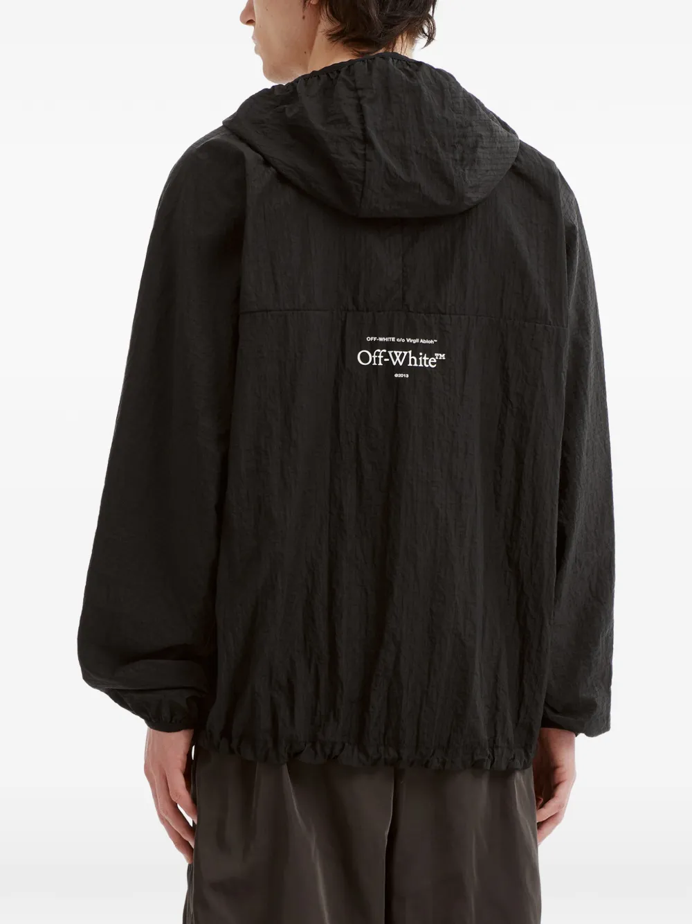 Off-White Windjack met capuchon en Diagonals-patroon Zwart