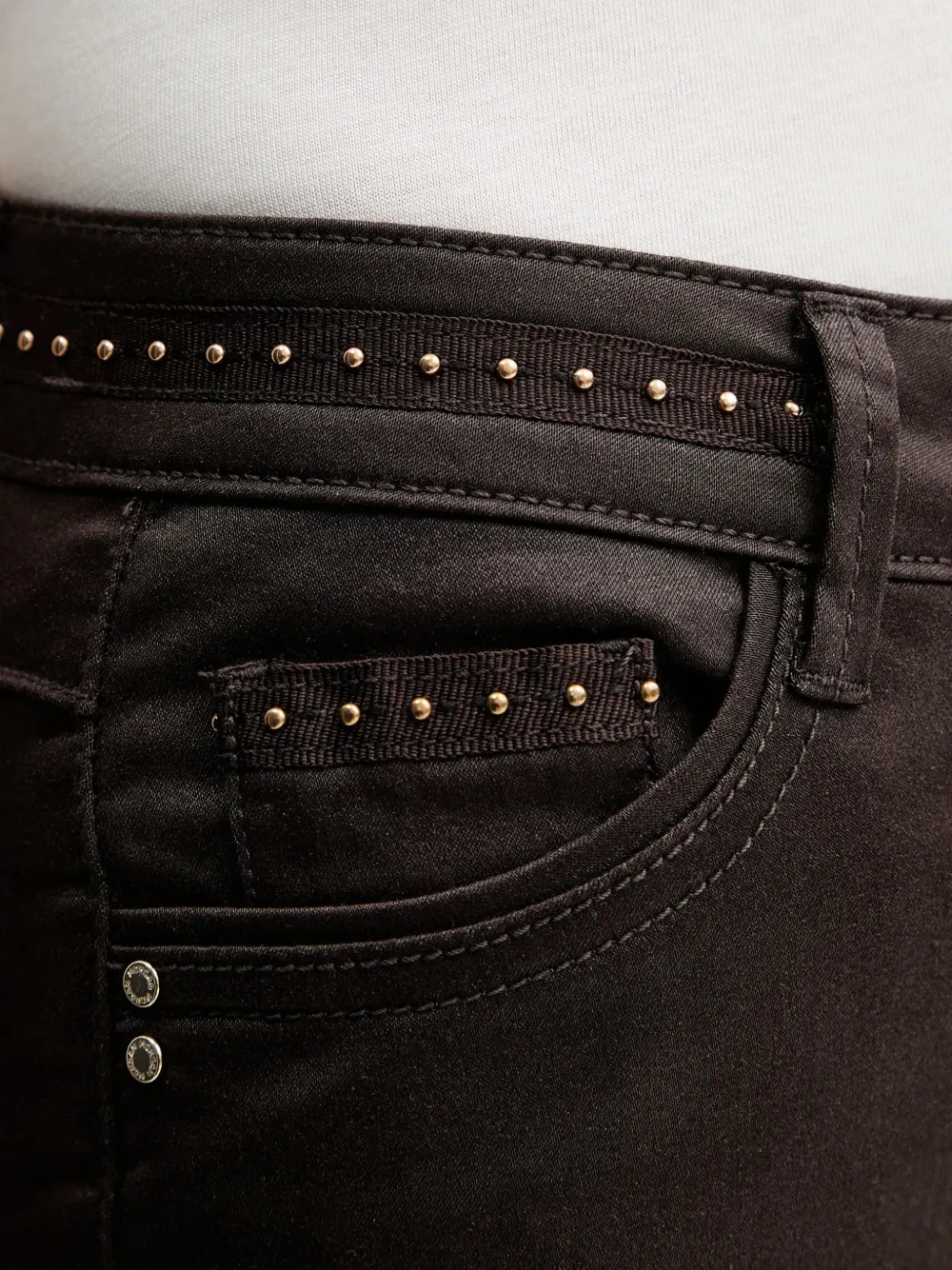 Morgan Broek verfraaid met studs Bruin