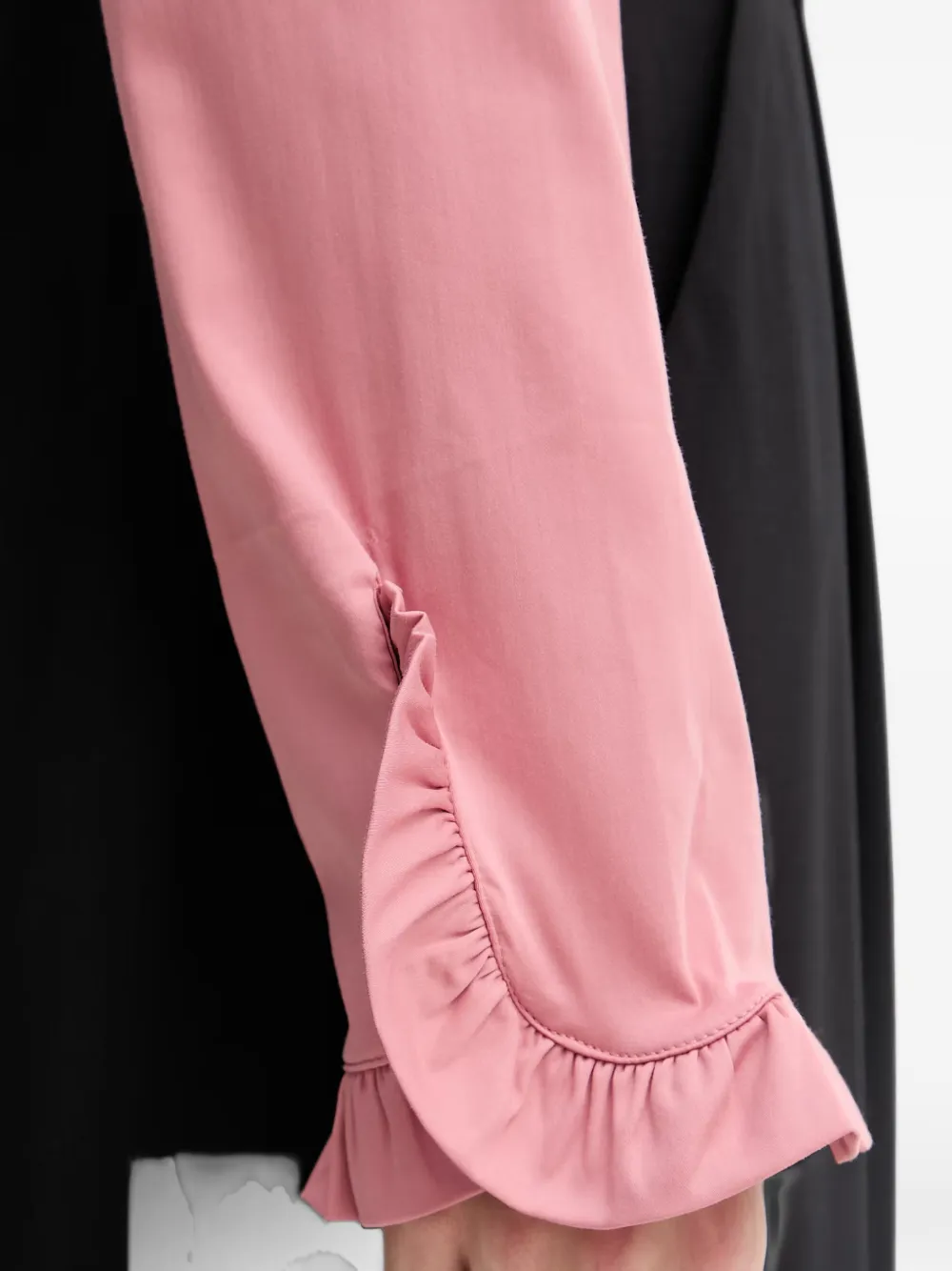 Mos Mosh MMMattie kraagloze blouse met ruches aan de manchetten Roze