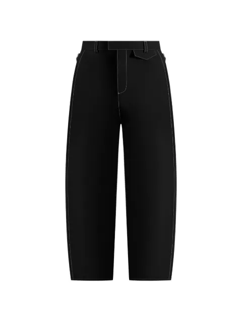 Manière De Voir Calça Marceau preta modelagem barrel com pesponto contrastante