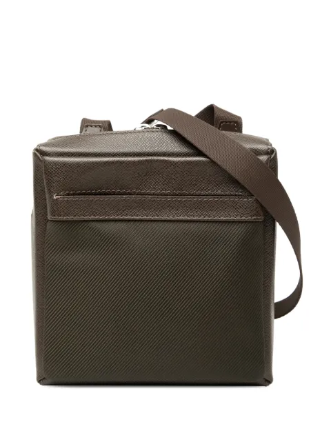 Louis Vuitton Pre-Owned 2004 Taiga Sayan crossbody bag