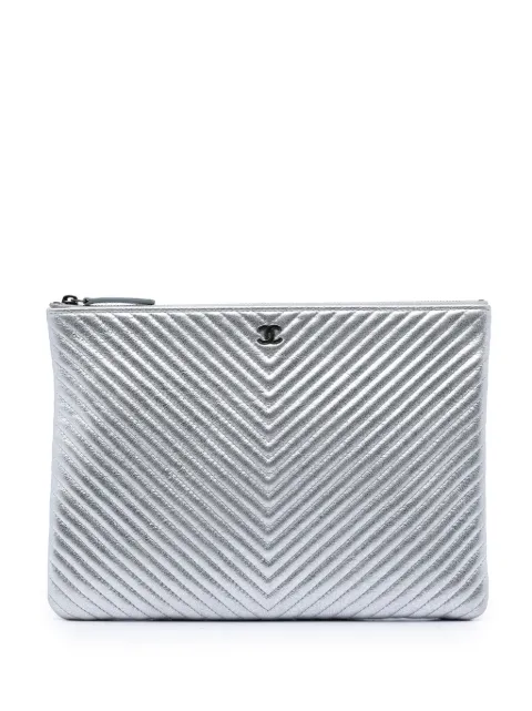 CHANEL Pre-Owned bolso de mano O Case mediano de chevron y piel de becerro metalizado 2016-2017