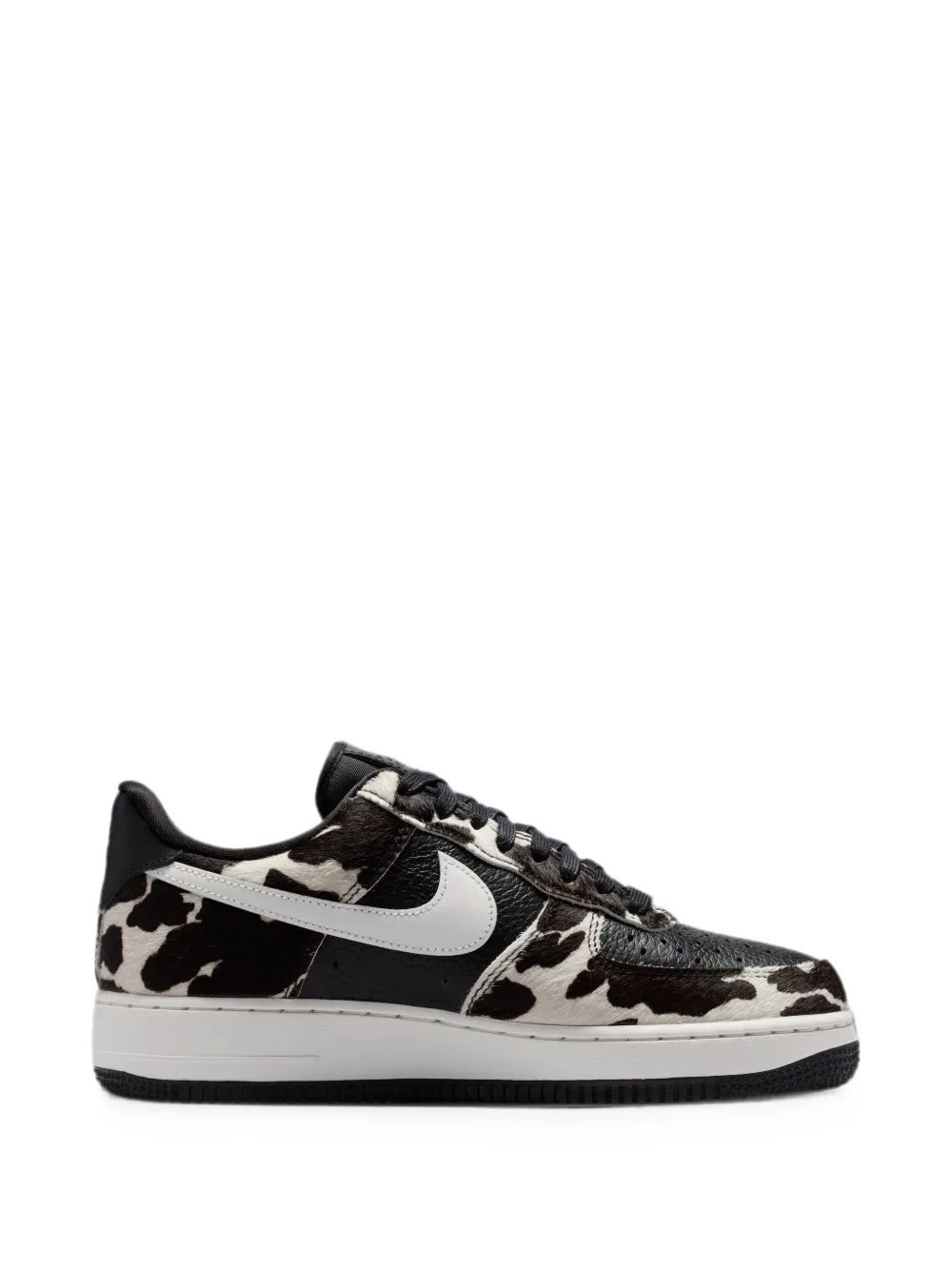 Nike Air Force 1 '07 cow-print sneakers Zwart