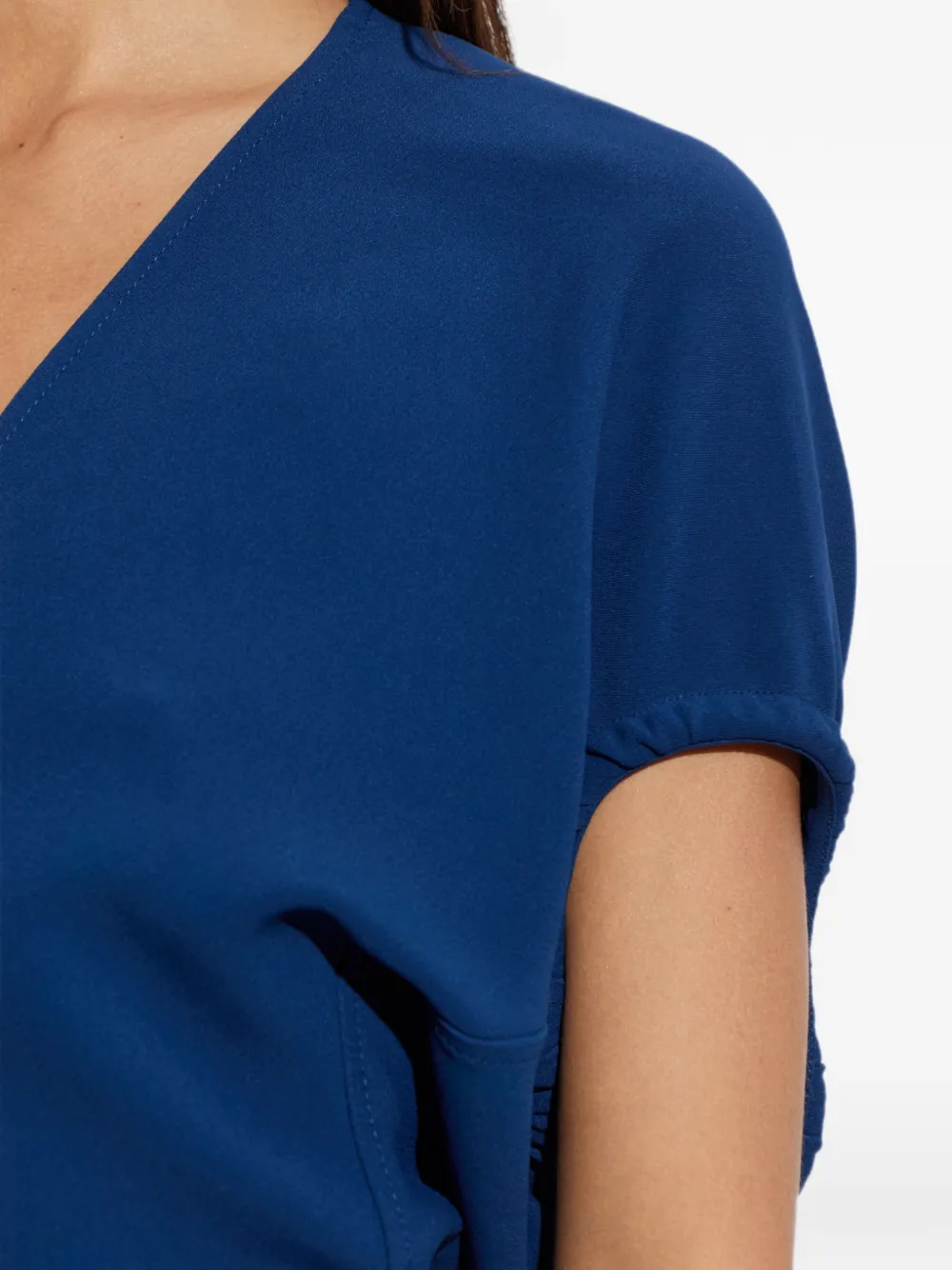 Victoria Beckham Midi-jurk met V-hals en korte mouwen Blauw