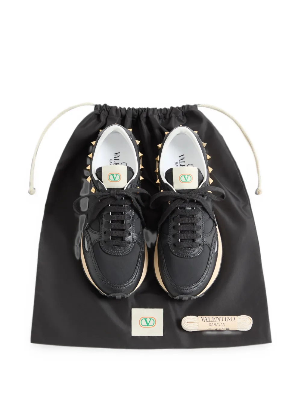 Valentino Garavani Stud Up sneakers van leer en nylon Zwart