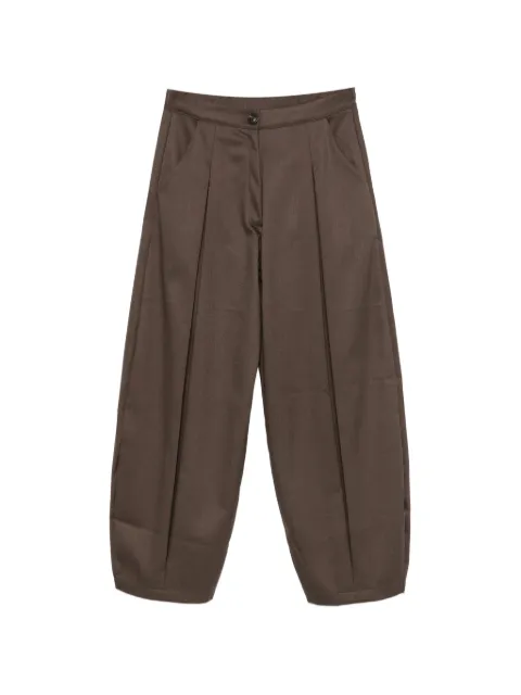 SOURCE UNKNOWN Mika tuck straight-leg trousers