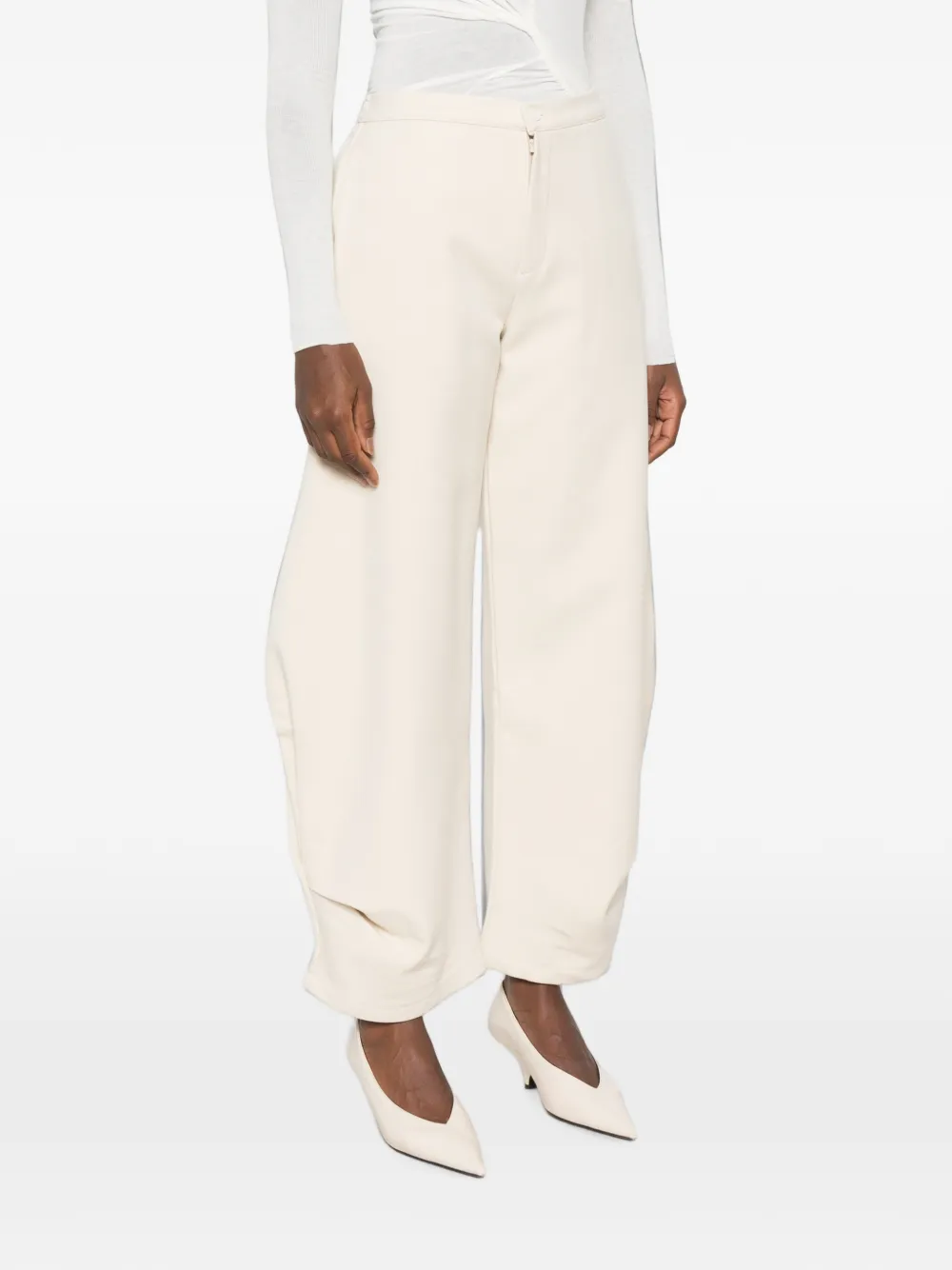 SOURCE UNKNOWN Ebbe broek met ballonpijpen Beige