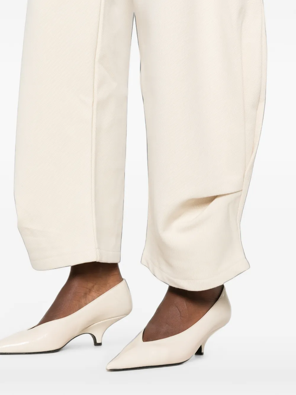 SOURCE UNKNOWN Ebbe broek met ballonpijpen Beige