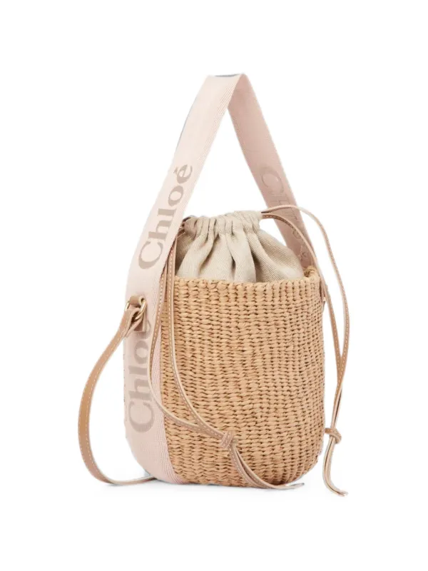 Chloé Small Woody logo-tape Woven Bucket Bag | Neutrals | FARFETCH CA