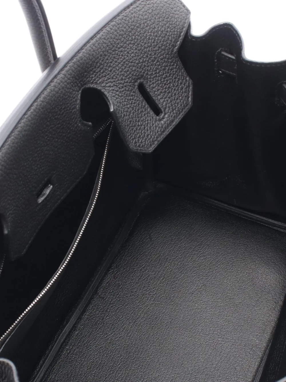 Hermès Pre-owned 2017 Birkin 30 Handbag in Black, view 3