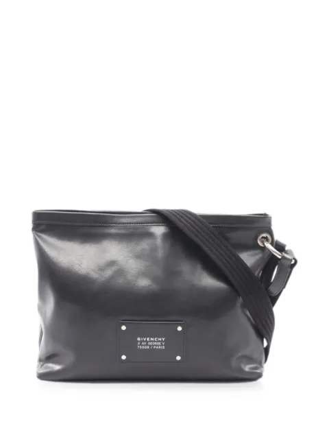 Givenchy Pre-Owned 2000s logo-plaque leather shoulder bag