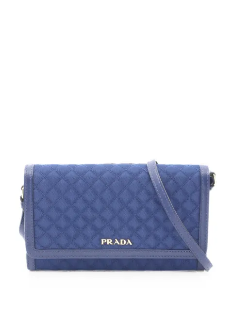Prada Pre-Owned 00s quilted shoulder wallet