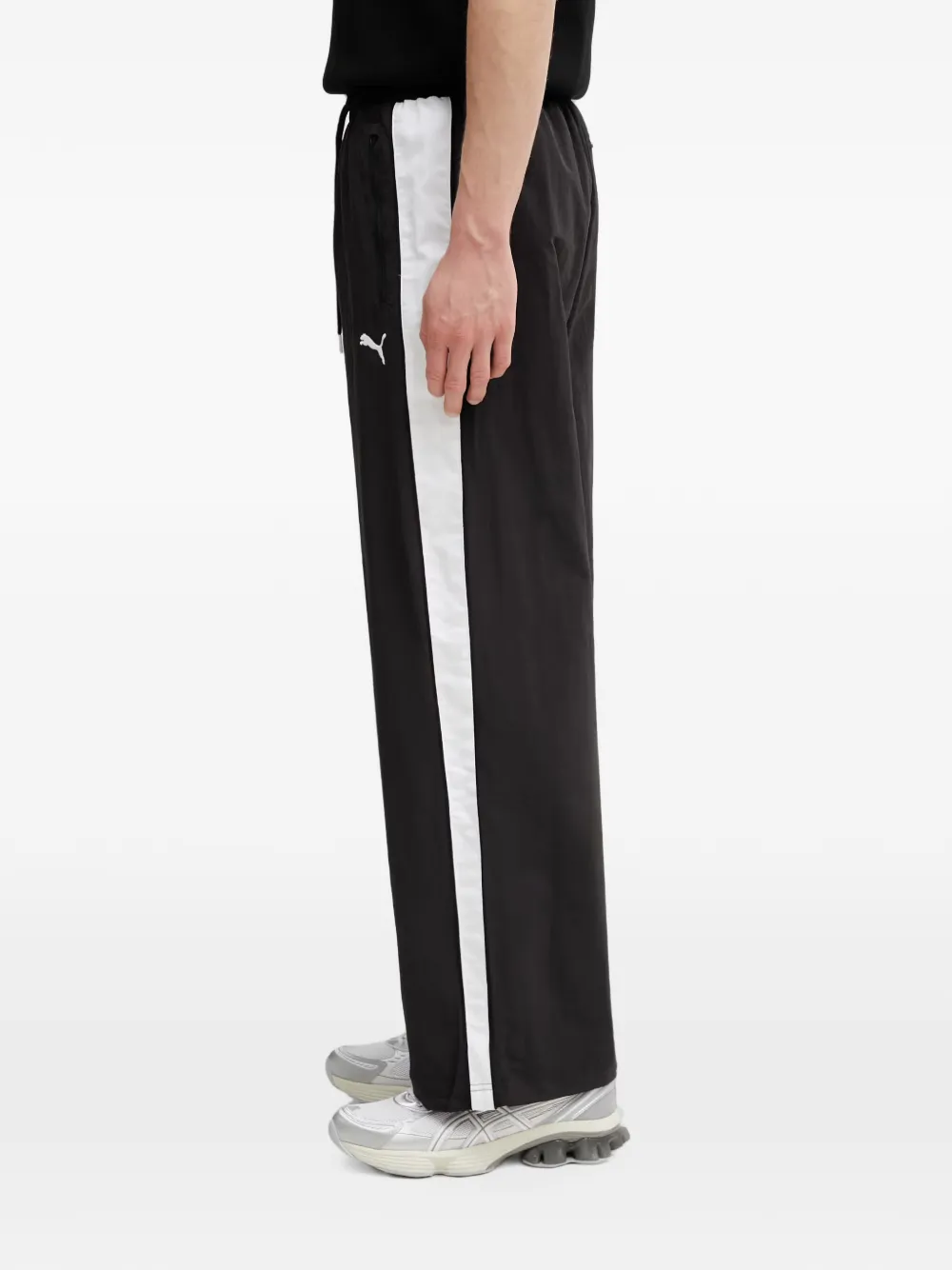 PUMA T7 logo-print side-stripe track pants Zwart