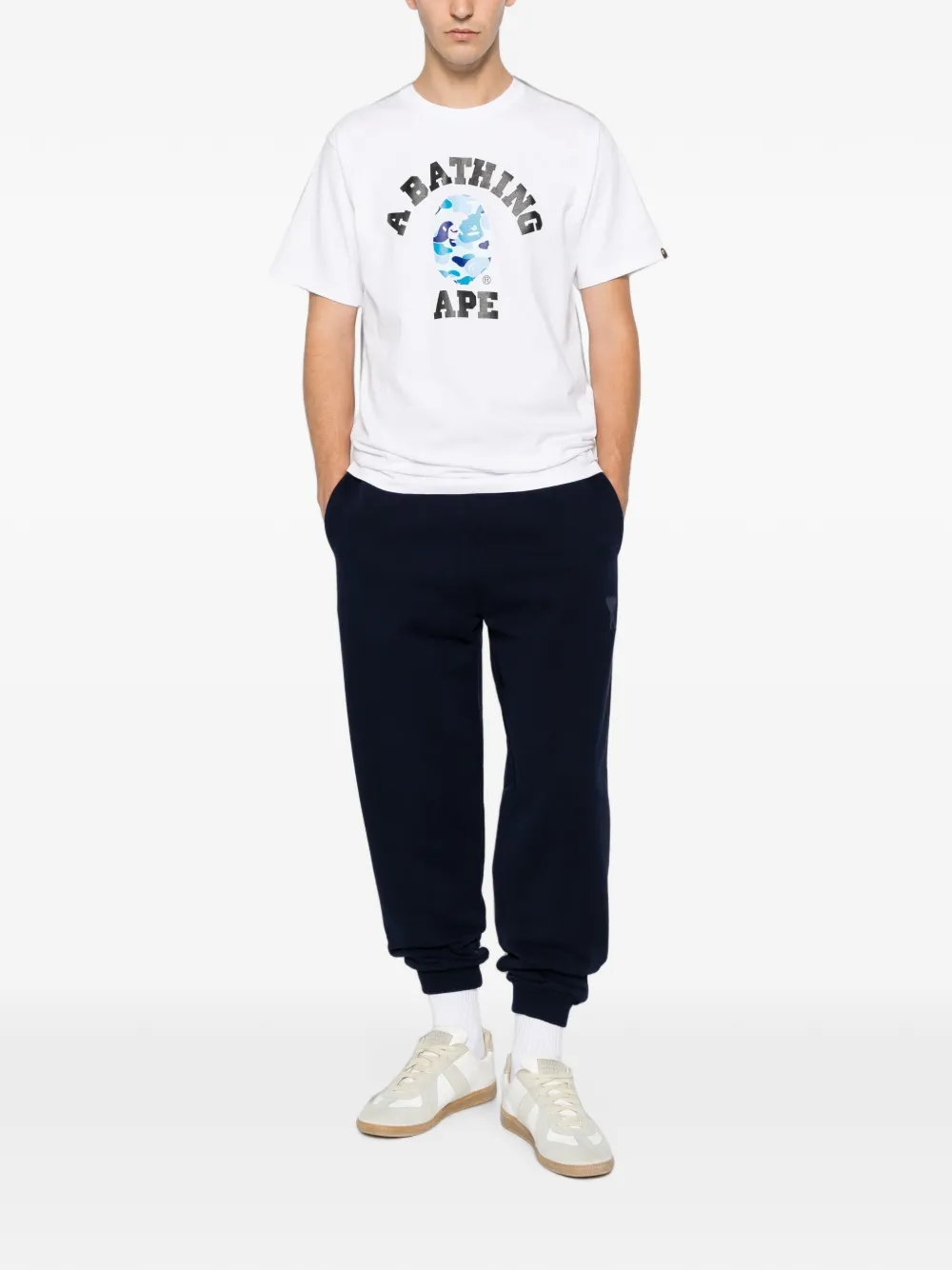 A BATHING APE Katoenen T-shirt met logoprint Wit