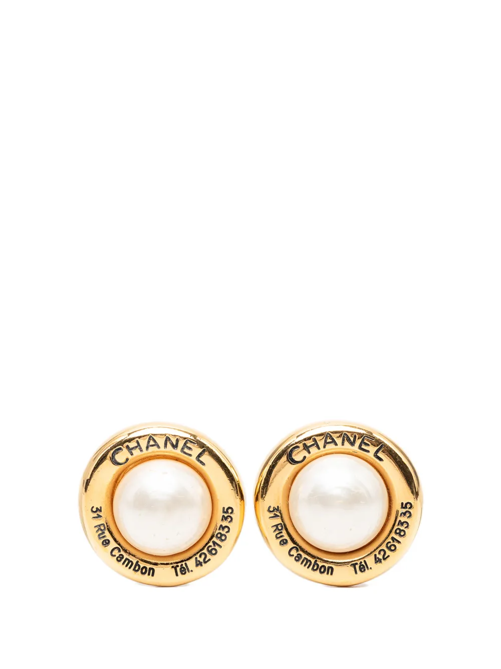 CHANEL Pre-Owned 1950-1970 Gold Plated Faux Pearl 31 Rue Cambon Round Clip On Earrings costume earrings - Oro