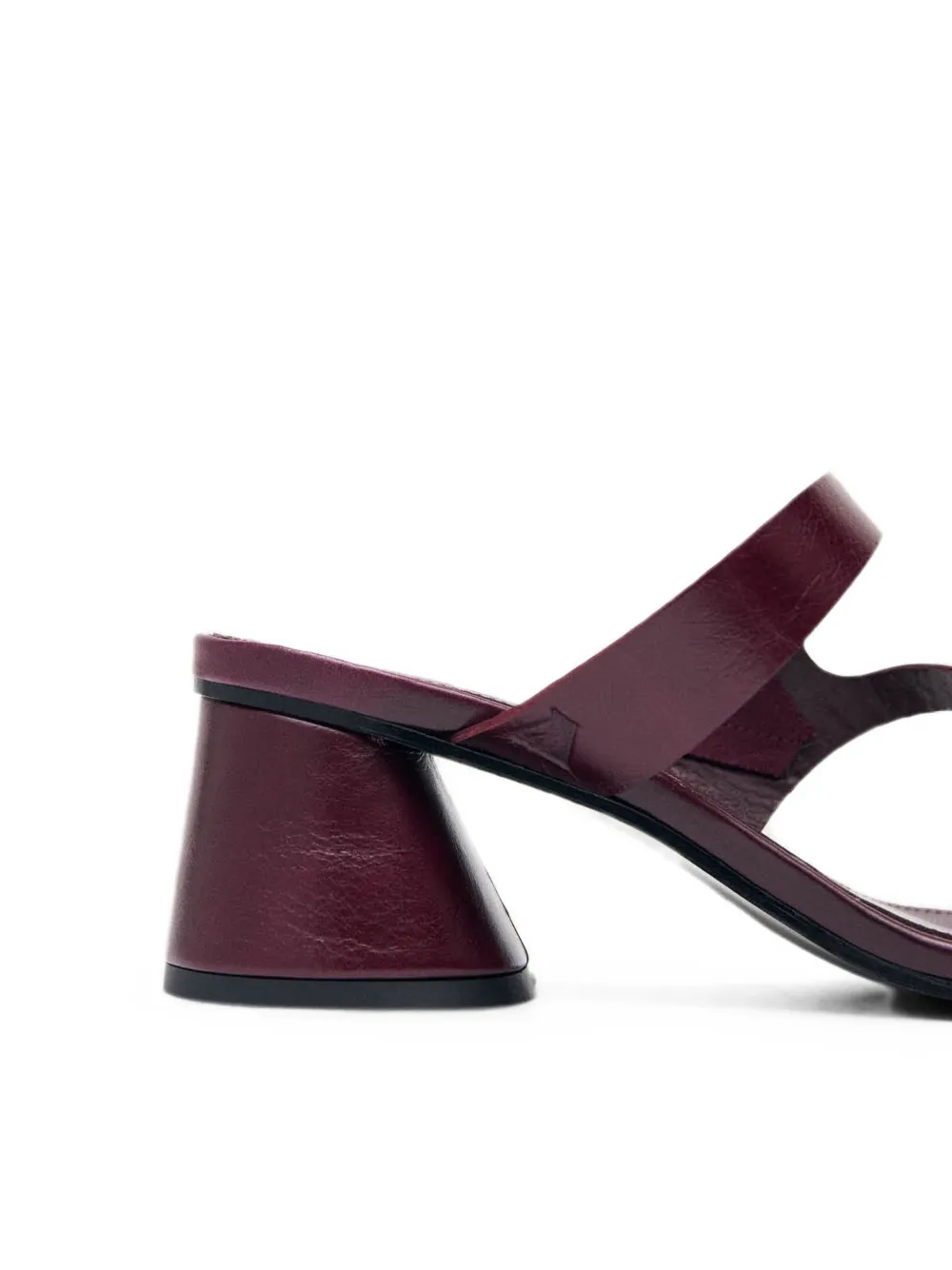 ALOHAS Orielle Rift asymmetrische leren sandalen Rood