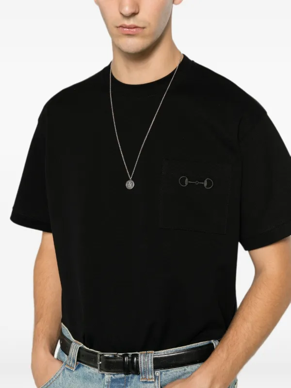Gucci Camiseta Com Bolso No Busto | Preto | FARFETCH BR