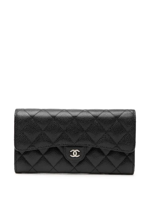 CHANEL Pre-Owned 2021 CC Quilted Caviar Classic Flap Wallet long wallets