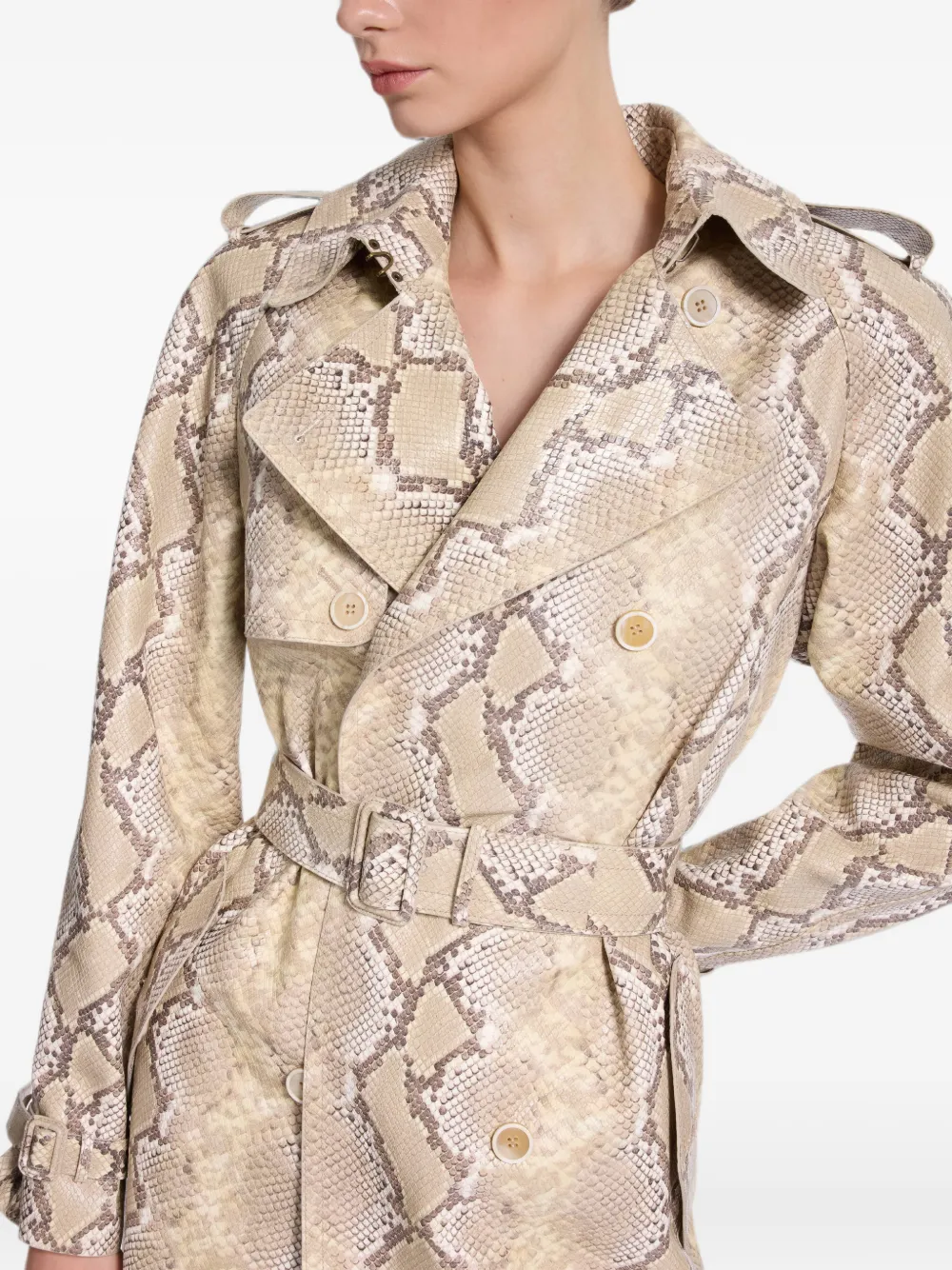 Elie Saab Trenchcoat met dubbele rij knopen en python-print Beige