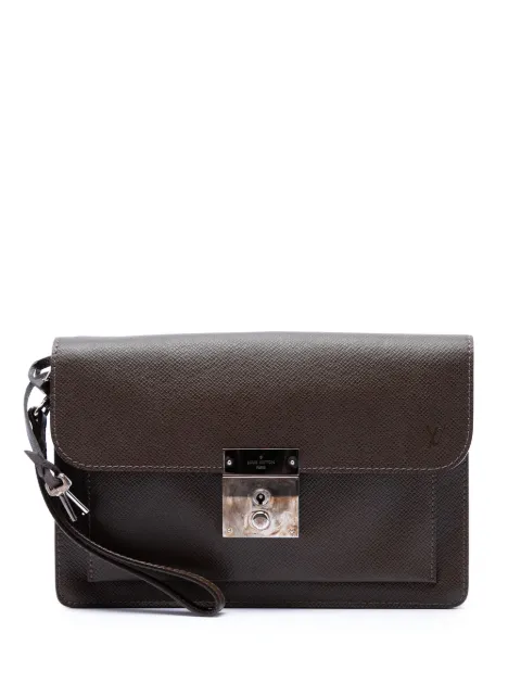 Louis Vuitton Pre-Owned 2015 Taiga Belaia Clutch