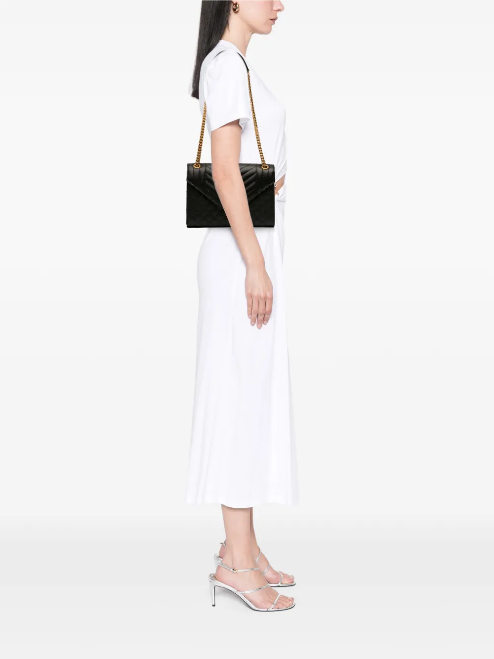 Saint Laurent Pre-owned 2022 Medium Grain De Poudre Triquilt Monogram Envelope Bag Shoulder Bag - Noir 